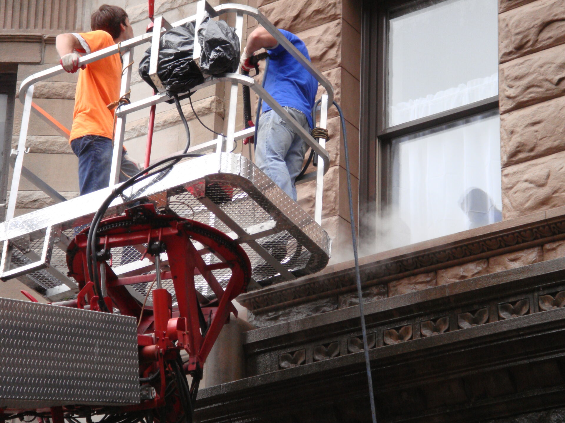High Pressure and Steam Power Washing